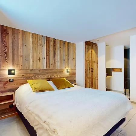 5* Avec Et Jacuzzi - 15 Personnes - Acces Pistes - Parking Prive *