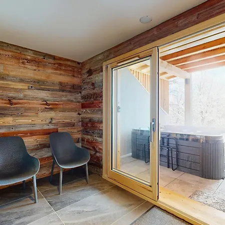 Σαλέ 5* Avec Et Jacuzzi - 15 Personnes - Acces Pistes - Parking Prive *